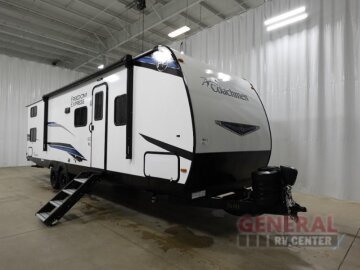 New 2025 Coachmen Freedom Express 29SE