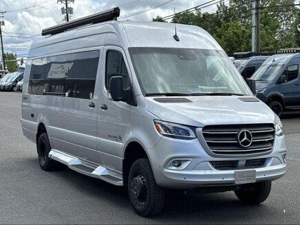 Photo 1 for New 2025 Coachmen Galleria