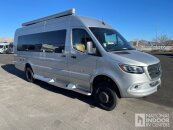New 2025 Coachmen Galleria