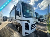 New 2025 Coachmen Pursuit