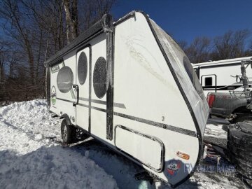New 2025 Coachmen Remote