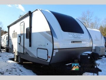 New 2025 Coachmen Spirit