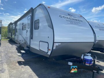 New 2025 Coachmen Spirit