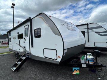 New 2025 Coachmen Spirit