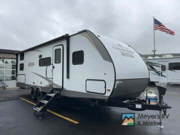 New 2025 Coachmen Spirit