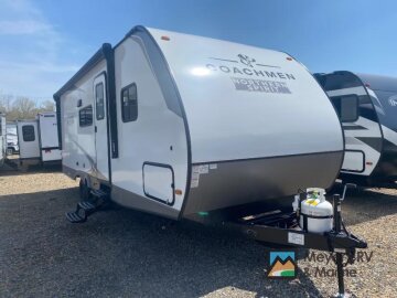 New 2025 Coachmen Spirit
