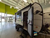 New 2025 Coachmen Viking