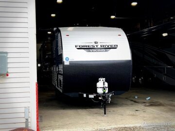 New 2025 Coachmen Viking