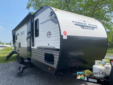 New 2025 Coachmen Viking