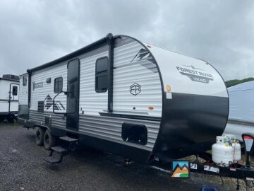 New 2025 Coachmen Viking