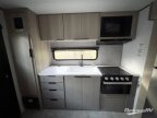 Thumbnail Photo 5 for New 2025 Dutchmen Kodiak