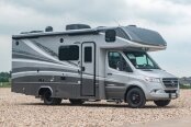 New 2025 Dynamax Isata 24FW