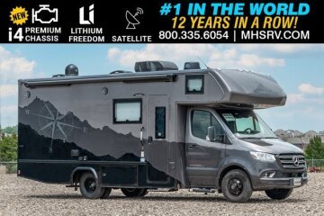 New 2025 Dynamax Isata