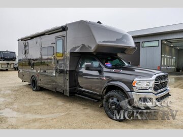 New 2025 Dynamax Isata