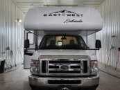 New 2025 East to West Entrada 2950 OK