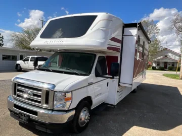 2025 Fleetwood Altitude