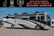 New 2025 Fleetwood Discovery 38W