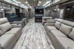 Thumbnail Photo 4 for New 2025 Fleetwood Discovery 40M