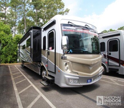 Photo 1 for New 2025 Fleetwood Discovery 38W