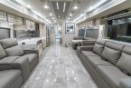 Thumbnail Photo 5 for New 2025 Fleetwood Discovery 44B