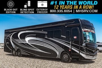 New 2025 Fleetwood Discovery 44B