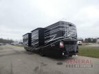 Thumbnail Photo 3 for New 2025 Fleetwood Discovery 38W