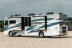 Thumbnail Photo 5 for New 2025 Fleetwood Frontier