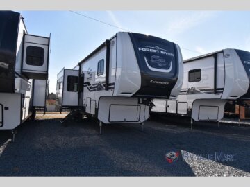 New 2025 Forest River Cedar Creek