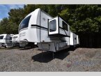 Thumbnail Photo 2 for New 2025 Forest River Cherokee