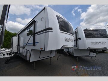 New 2025 Forest River Cherokee
