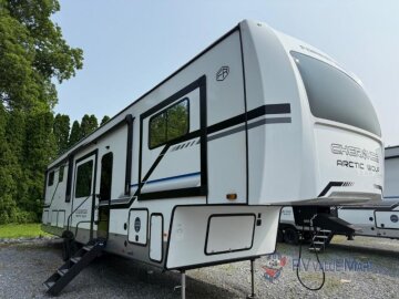 New 2025 Forest River Cherokee