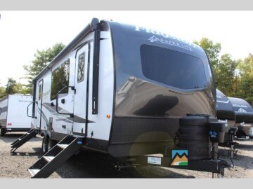 New 2025 Forest River Flagstaff