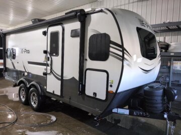 New 2025 Forest River Flagstaff
