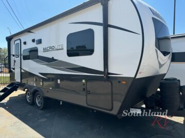 New 2025 Forest River Flagstaff 22FBS