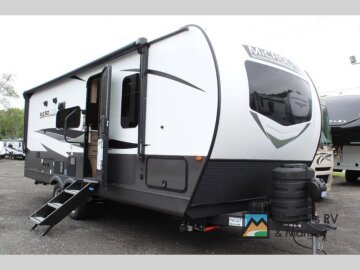 New 2025 Forest River Flagstaff