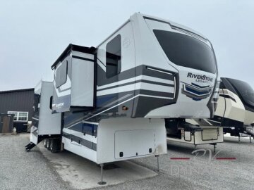 New 2025 Forest River Riverstone