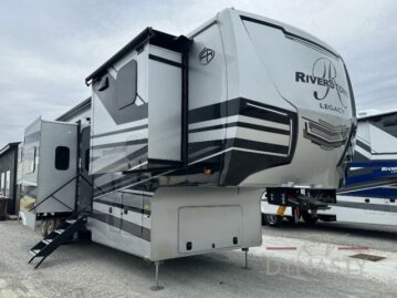New 2025 Forest River Riverstone