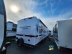 Thumbnail Photo 4 for New 2025 Forest River Salem 27RK