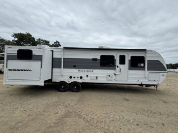 New 2025 Forest River Salem 31KQBTS