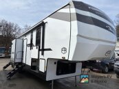 New 2025 Forest River Sierra