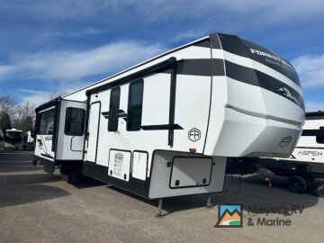 New 2025 Forest River Sierra