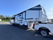New 2025 Forest River Sierra