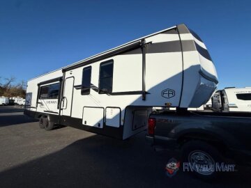 New 2025 Forest River Sierra