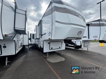 New 2025 Forest River Sierra