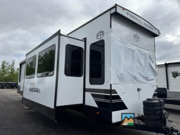 New 2025 Forest River Sierra