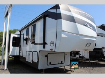 New 2025 Forest River Sierra