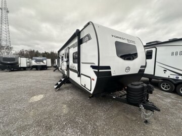 New 2025 Forest River Surveyor