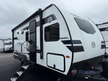 New 2025 Forest River Surveyor 19BHLE