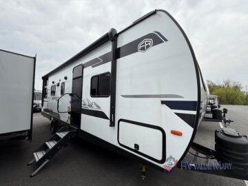 New 2025 Forest River Surveyor 260BHLE