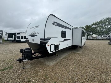 New 2025 Forest River Surveyor